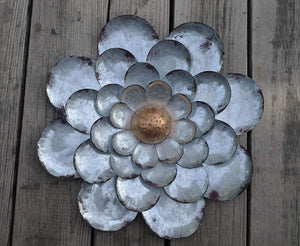 GIFTME 5 Galvanized Flowers Wall Décor Set of 3 Metal Flower Wall Art